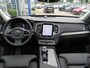 Volvo XC90 T8 Recharge AWD Ultimate Dark | Massage | Luchtvering | Bowers&Wilkins | 22 Inch | Trekhaak | Geventileerd Leder