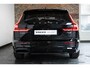 Volvo V60 T6 Plug-in hybrid AWD Plus Dark | Adaptive Cruise Control | 360° Parkeercamera | BLIS | Stoelverwarming | Stuurwielverwarming | Wegklapbare trekhaak | Harman Kardon Premium Audio | Google infotainment