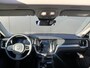 Volvo V60 T6 Plug-in hybrid AWD Ultra Dark | Trekhaak | Panoramadak | Stoel en Stuurwiel verwarming | Adaptieve Cruise Control | Harman Kardon | BLIS | LED | Head up Display |
