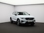 Volvo XC40 2.0 B4 Plus Dark Automaat / Trekhaak / Harman Kardon / All-Season Banden / Voorraam verwarmd