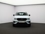 Volvo XC40 2.0 B4 Plus Dark Automaat / Trekhaak / Harman Kardon / All-Season Banden / Voorraam verwarmd