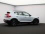 Volvo XC40 2.0 B4 Plus Dark Automaat / Trekhaak / Harman Kardon / All-Season Banden / Voorraam verwarmd