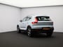 Volvo XC40 2.0 B4 Plus Dark Automaat / Trekhaak / Harman Kardon / All-Season Banden / Voorraam verwarmd