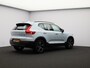 Volvo XC40 2.0 B4 Plus Dark Automaat / Trekhaak / Harman Kardon / All-Season Banden / Voorraam verwarmd
