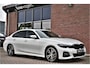 BMW 3-Serie 320i M-Sport Pano 19inch Laser HiFi Shadowline