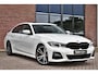 BMW 3-Serie 320i M-Sport Pano 19inch Laser HiFi Shadowline