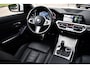 BMW 3-Serie 320i M-Sport Pano 19inch Laser HiFi Shadowline