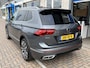 Volkswagen Tiguan Allspace 2.0 TSI 4Motion R-Line 7p. / AUTOMAAT/ PANO/ 2X R-LINE/ HARMAN KARDON/ KEYLESS/ ELEKTR. TREKHAAK/ MATRIX/ HEAD-UP DISPLAY/ DIGITAL DASH/ ADAPT. CRUISE/ PARK. SENSOREN + CAMERA/ RIJ-MODI/ APP-CONNECT/ CLIMA
