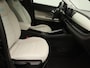 Fiat 600 1.2 Hybrid La Prima | Snel Rijden | Tot 8 Jaar Fabrieksgarantie | 18'' LM. Velgen | Lederen Stoelbekleding |