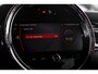 MINI Cooper Mini 1.5 136pk Classic | Achteruitrijcamera | Stoelverwarming | 17" | Parkeerhulp Achter
