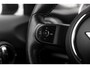 MINI Cooper Mini 1.5 136pk Classic | Achteruitrijcamera | Stoelverwarming | 17" | Parkeerhulp Achter