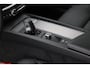 Volvo V60 B3 Essential Edition | Adaptieve Cruise Control | Blind spot | Parkeercamera | Park Assist voor en Achter | Verwarmbare voorstoelen | Verwambare Achterbank | Stuurverwarming