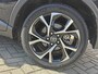 Toyota C-HR 1.8 Hybrid Style NAVI BLUETOOTH JBL-AUDIO BLIND-SPOT STOELVERW KEYLESS AD-CRUISE PARK-SENSOREN