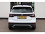 Volkswagen T-Cross 1.0 TSI Life 95PK / 70kW, Parkeersensoren voor en achter (pdc), dodehoekdetectie (side assist), navigatie, 16" LMV, lederen multifunctioneel stuurwiel, 6 speakers, lane assist, light assist, speed limiter, cruise control, bluetooth carkit