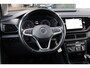 Volkswagen T-Cross 1.0 TSI Life parkeersensoren voor en achter, side assist dodehoek sensor, navigatie, 16" LMV, lederen multifunctioneel stuurwiel, 6 speakers, lane assist, light assist, speed limiter, cruise control, bluetooth carkit