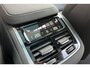 Volvo XC90 T8 Plug-in hybrid AWD Ultra Dark | Trekhaak | Bowers & Wilkins | Luchtvering | Gelamineerde Zijruiten | Massagestoelen | Panoramadak | BLIS Dodehoekdetectie | Geventileerd Leder | Apple Carplay