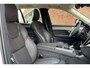 Volvo XC90 T8 Plug-in hybrid AWD Ultra Dark | Trekhaak | Bowers & Wilkins | Luchtvering | Gelamineerde Zijruiten | Massagestoelen | Panoramadak | BLIS Dodehoekdetectie | Geventileerd Leder | Apple Carplay