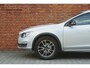 Volvo V60 Cross Country T5 Automaat Polar+ Luxury | Afneembare Trekhaak | Schuifkanteldak | Powers Seats | Parkeercamera | Verwarmbare Voorstoelen | Navigatie | Bluetooth Telefonie & Multimedia | Cruise Control