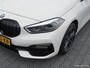BMW 1-Serie 118i Automaat Executive Sport Edition | Navigatie | 2x PDC | Blackline