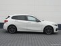 BMW 1-Serie 118i Automaat Executive Sport Edition | Navigatie | 2x PDC | Blackline