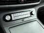 Hyundai Kona Electric EV COMFORT 64 kWh *| OUTLETDEAL! | 3-FASEN | WARMTEPOMP | NAVI | CLIMA | CRUISE | CAMERA | WLTP 481 KM |