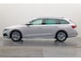 Skoda Octavia Combi 1.5 TSI First Edition | Trekhaak | Parkeerhulp | Optiek zwart | 150pk!