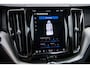 Volvo XC60 2.0 T6 Plug-in hybrid AWD Ultimate Black Edition | Trekhaak | Stoelventilatie en Massage | Adaptieve Cruise Control | Harman Kardon |