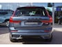 Volvo XC60 2.0 T6 Plug-in hybrid AWD Ultra Dark | 2250 kg Trekgewicht |Trekhaak | Glazen Schuifdak | 360 Camera | Head-Up display | Harman/Kardon |