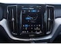 Volvo XC60 2.0 T6 Plug-in hybrid AWD Ultra Dark | 2250 kg Trekgewicht |Trekhaak | Glazen Schuifdak | 360 Camera | Head-Up display | Harman/Kardon |