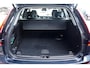 Volvo XC60 2.0 T6 Plug-in hybrid AWD Ultra Dark | 2250 kg Trekgewicht |Trekhaak | Glazen Schuifdak | 360 Camera | Head-Up display | Harman/Kardon |