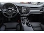 Volvo XC60 2.0 T6 Plug-in hybrid AWD Ultra Dark | 2250 kg Trekgewicht |Trekhaak | Glazen Schuifdak | 360 Camera | Head-Up display | Harman/Kardon |