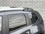Dacia Duster 1.2 TCe 4x2 Blackshadow | Dealer onderhouden | Trekhaak | Stoelverwarming | Achteruitrijcamera | Navigatie |