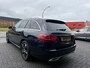 Mercedes-Benz C-klasse Estate 180 Business Solution Plus Upgrade Edition | 1E EIGENAAR | 12MND GARANTIE | AUTOMAAT | LED | CARPLAY | AMBILIGHT | NAVI | LMV | CRUISE | NL-AUTO |