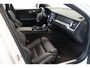 Volvo V60 T6 350PK AWD Plus Dark | Trekhaak | 360° | Contourstoelen | HK | All Season