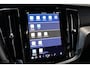 Volvo V60 T6 350PK AWD Plus Dark | Trekhaak | 360° | Contourstoelen | HK | All Season