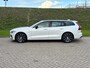 Volvo V60 T6 350PK AWD Plus Dark | Trekhaak | 360° | Contourstoelen | HK | All Season