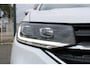 Volkswagen T-Cross 1.0 TSI 110pk Style DSG Automaat / Navigatie by APP / LM 17 inch / Parkeersensoren / Dig cockpit Pro / LED