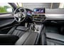 BMW 5-Serie Touring 530i M-Sport I Carbonschwarz I Adaptieve Cruise Control I Rijbaanherkenning I Led I Dealeronderhouden
