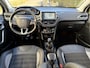 Peugeot 2008 1.2 PureTech Allure / NAVI / AIRCO ECC / PANORAMADAK / JBL / 95dkm! NAP!