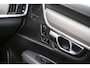 Volvo V90 2.0 T6 Plug-in hybrid AWD Ultra Dark | Trekhaak | Long Range | Panoramadak | Head-Up Display | Adaptive Cruise | Memory Seats | 360 Camera | Gelamineerd Glas | Harman Kardon | Power Seats |
