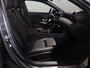Mercedes-Benz A-klasse 250e Business Solution Luxury | Panoramaschuifdak | Advanced sound | Nightpakket | Dodehoekassistent | Achteruitrijcamera |
