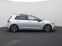 Volkswagen Golf 1.5eTSI/150PK R-Line Blackstyle DSG · Panoramadak · Camera · Apple/Android  · Stoelverwarming