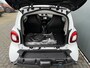 smart EQ Fortwo BWJ 2020 Essential 82 PK 18 kWh AUTOMAAT / NAVI / AIRCO / CRUISE / STOELVERW. / PANORAMADAK / BLUETOOTH / LEDER / LMV