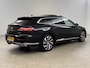 Volkswagen Arteon Shooting Brake 1.4 TSI eHybrid R-Line | Pano | Sfeerverl. | HUD | Virtual | Trekh. | Stoelmassage l LED | Carplay | Camera