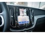 Volvo XC60 2.0 T6 Plug-in hybrid AWD Plus Dark | Long Range | Trekhaak | Schuif/kanteldak | Rondomzicht camera | Dodehoek assistent | Stoel/Stuur verwarming | Adaptieve Cruise Control