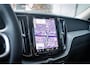 Volvo XC60 2.0 T6 Plug-in hybrid AWD Plus Dark | Long Range | Trekhaak | Schuif/kanteldak | Rondomzicht camera | Dodehoek assistent | Stoel/Stuur verwarming | Adaptieve Cruise Control