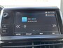Peugeot 2008 130pk Allure (Navigatie - Automatische Airco - Apple Carplay - Parkeersensoren - Lichtmetalen velgen)