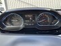 Peugeot 2008 130pk Allure (Navigatie - Automatische Airco - Apple Carplay - Parkeersensoren - Lichtmetalen velgen)