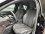 Peugeot 208 GT 1.2 Turbo 100pk | DRAADLOOS APPLE CARPLAY / ANDROID AUTO | 360° CAMERA | ADAPTIVE CRUISE | 17" LM-VELGEN | LEDER/STOF | DODEHOEKBEW. | CLIMA | DAB+ | ISOFIX