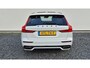 Volvo V60 2.0 T8 Recharge AWD R-Design Zeer Compleet uitgerust - Panorama dak - Trekhaak wegklapbaar - Audio Park Assist - Head Up - Lighting Pack
